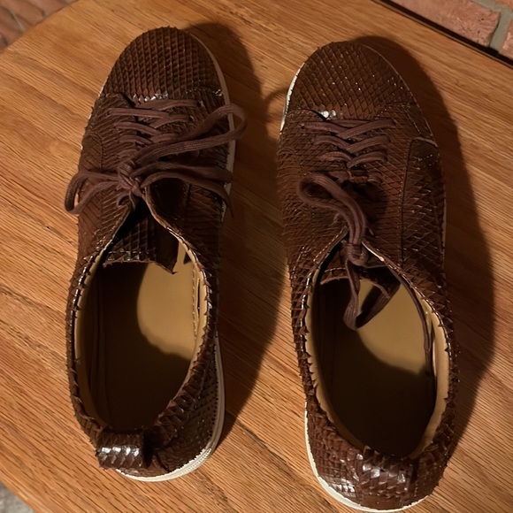 J Shoes, US size 11.5 - Picture 4 of 9